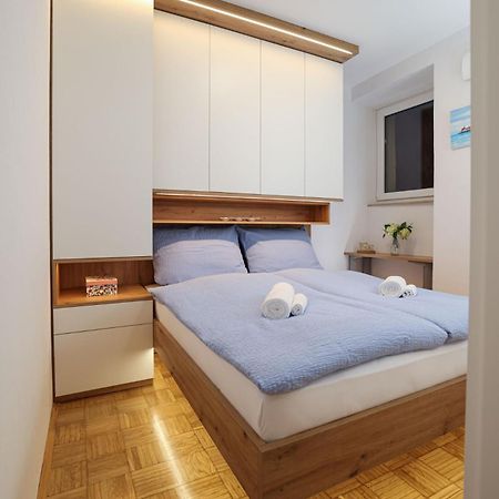 Mhouse Apartment Piran Luaran gambar