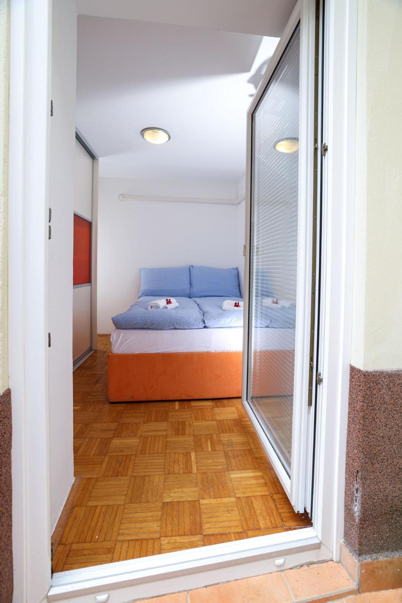 Mhouse Apartment Piran Luaran gambar