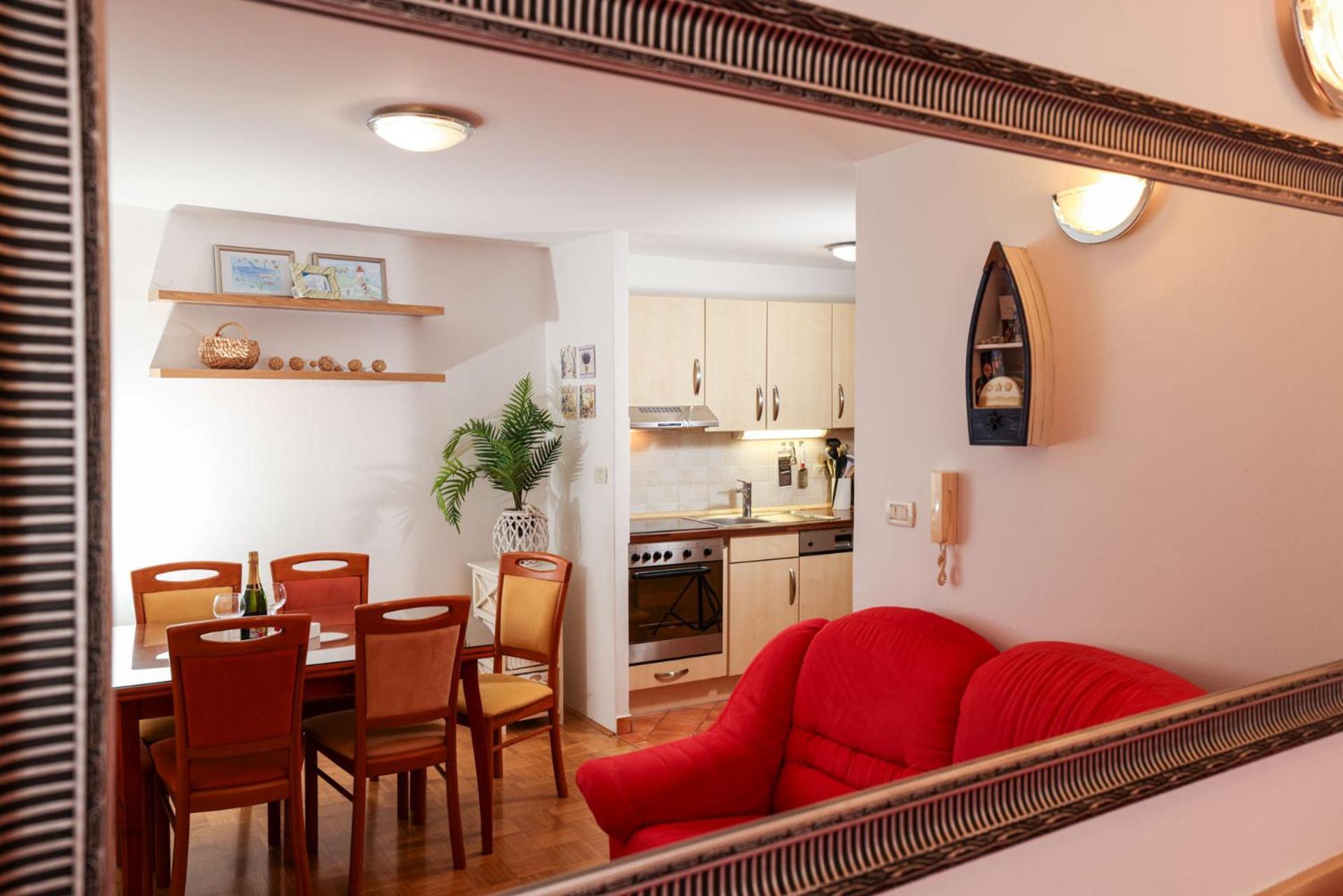 Mhouse Apartment Piran Luaran gambar